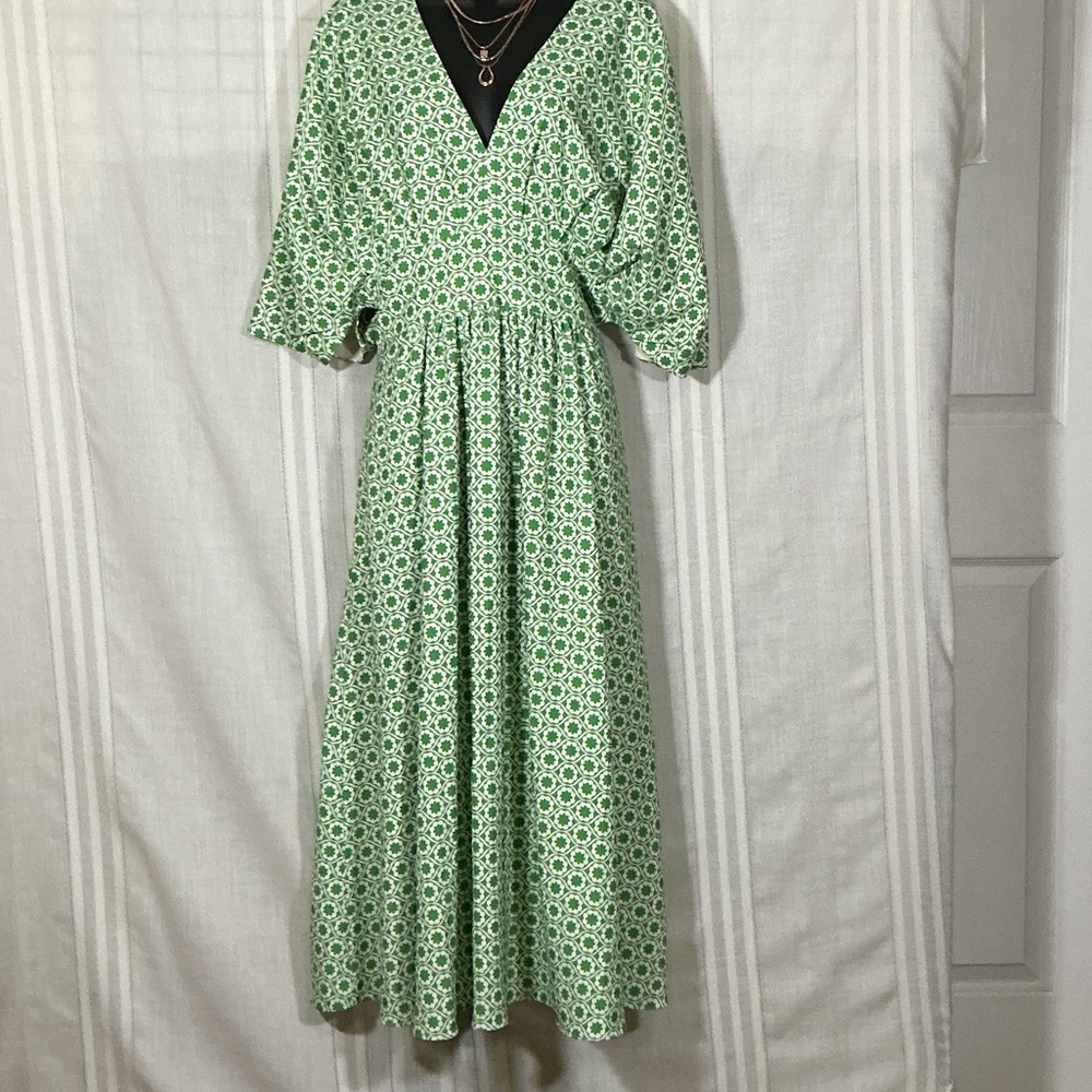 Alexia Admor Green White Floral V-Neck Maxi Dress NWT Size 10 - Picture 2 of 11